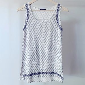 Max Jeans Embroidered Sleeveless Top